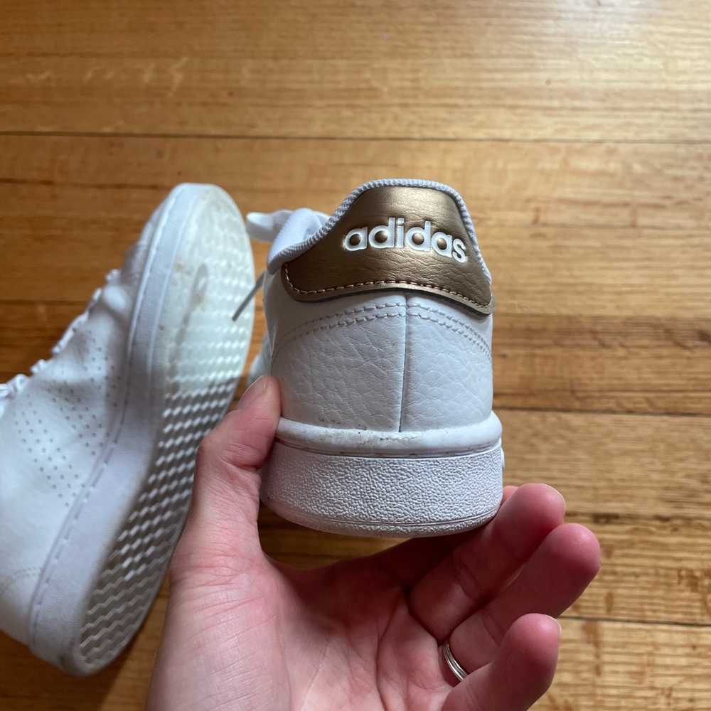 White adidas size 6.5